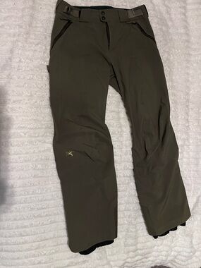 Arc’teryx AR Beta Snow Pants
